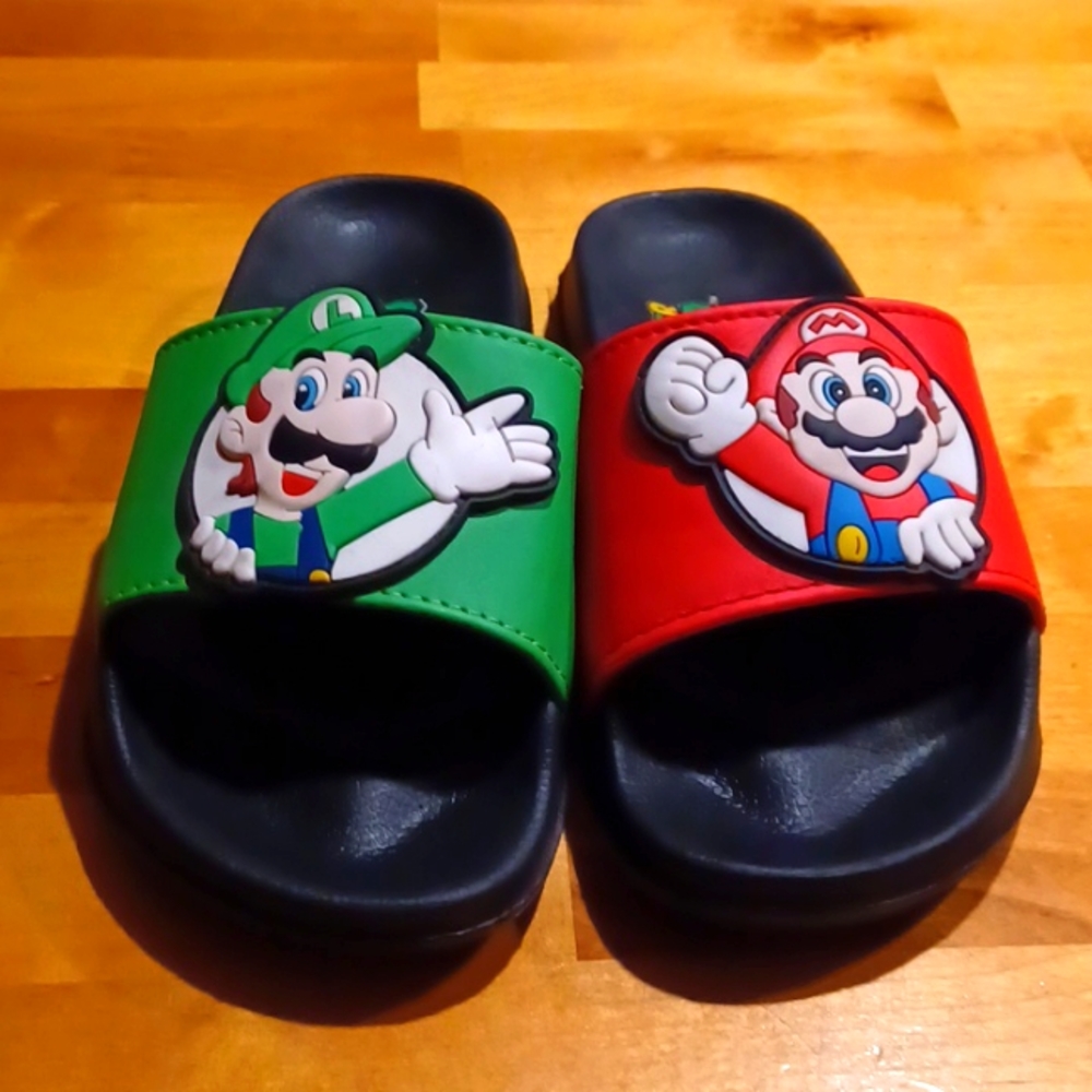 Super Mario Sandals